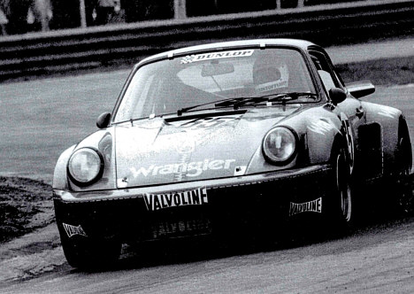 Preben Kristoffersen kørt på næsten alle de europæiske top-motorbaner. Her i Porsche Carrera RSR på den belgiske Formel 1-circuit: Zolder.